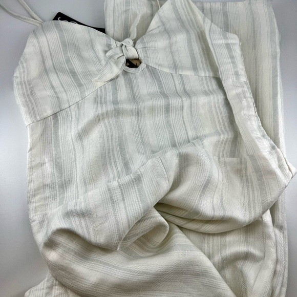 Chaser Beach Linen Tie Front Smocked Cami Cropped Jumpsuit Stripe Sz M Pockets - Picture 14 of 14